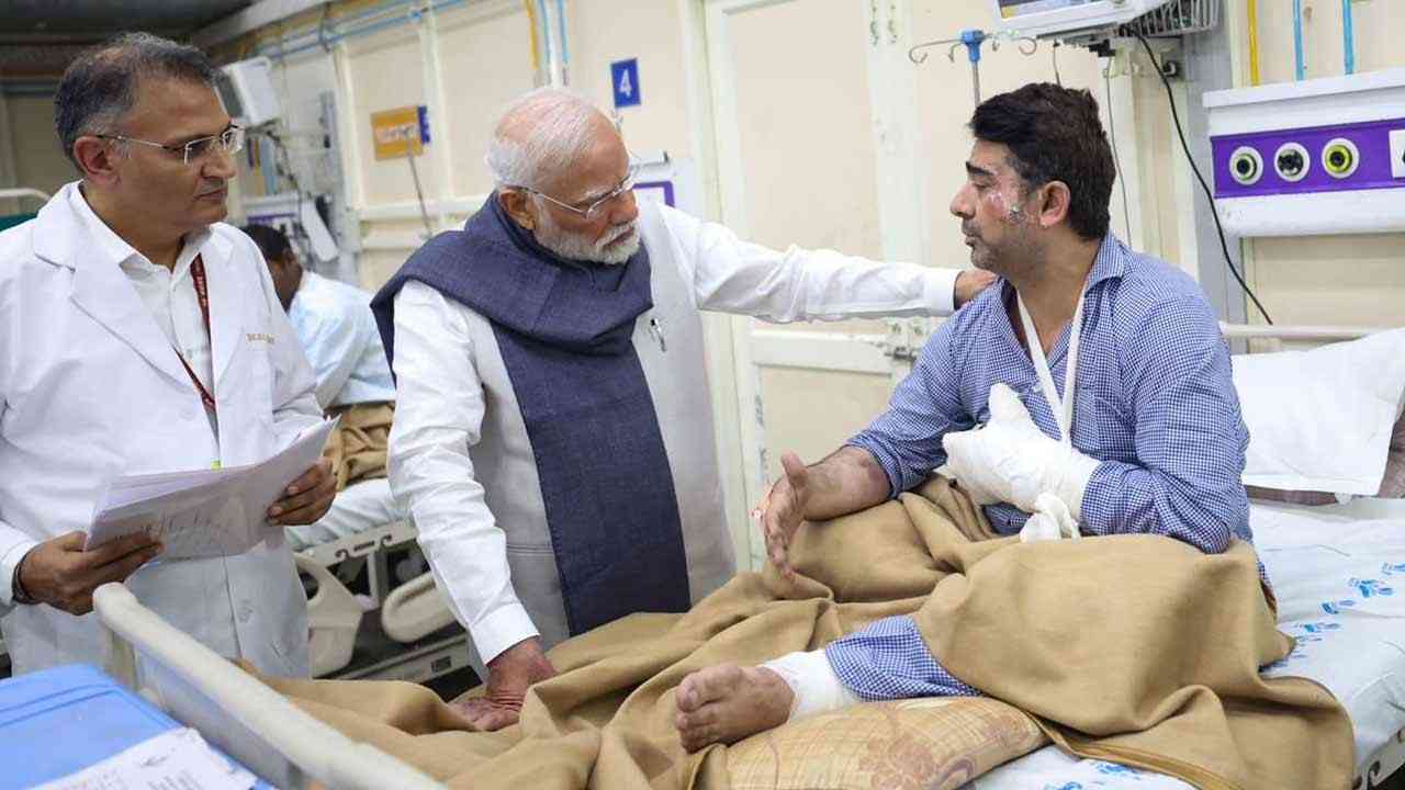 Death Toll Rises in Delhi Blast || ਮ੍ਰਿਤਕਾਂ ਦੀ ਗਿਣਤੀ 13 ਹੋਈ