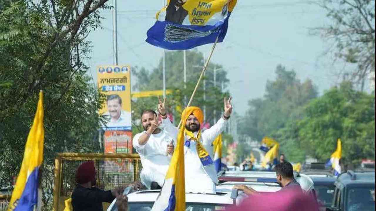 Tarn-taran by election,  candidates campaign door to door,  ਉਮੀਦਵਾਰਾਂ ਵੱਲੋਂ ਡੋਰ-ਟੂ-ਡੋਰ ਪ੍ਰਚਾਰ, ਵੋਟਿੰਗ ਕੱਲ੍ਹ