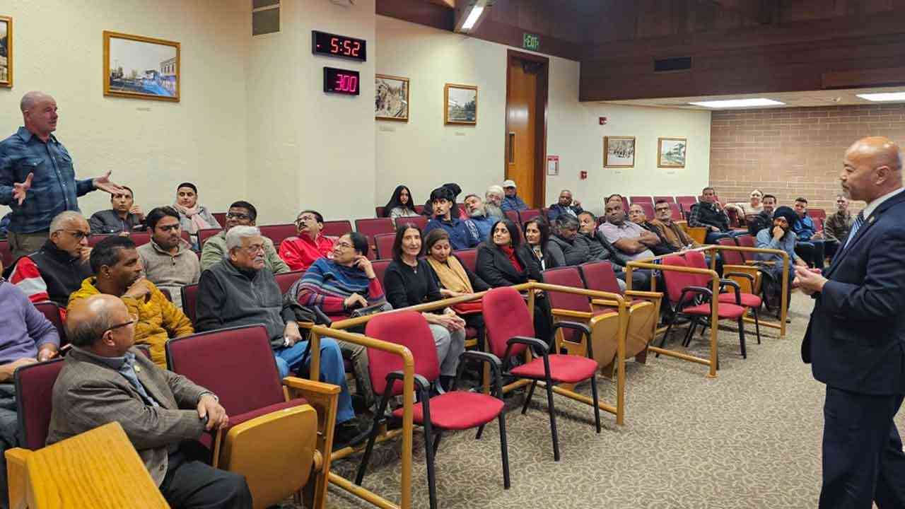 Mayor Vong Mouanoutoua ਨੇ ਭਾਰਤੀ ਭਾਈਚਾਰੇ ਦੀਆਂ ਸੁਣੀਆਂ ਮੁਸ਼ਕਿਲਾਂ