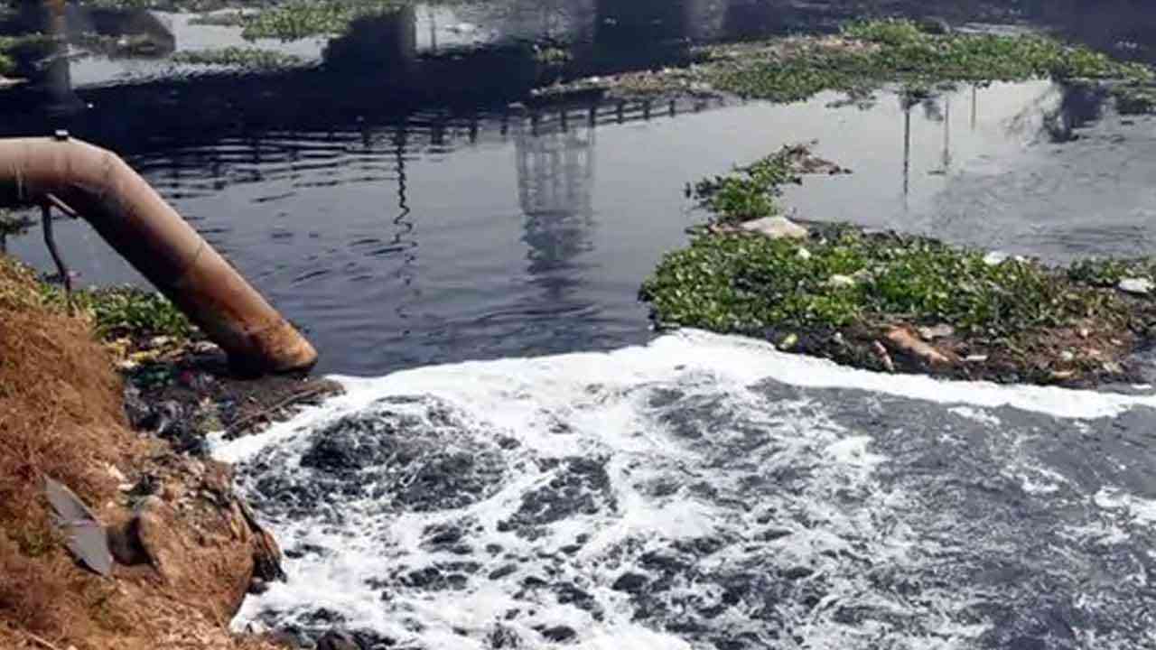 ਲੁਧਿਆਣਾ ਨਗਰ ਨਿਗਮ ਵੱਲੋਂ 2 ਡੇਅਰੀ ਸੰਚਾਲਕਾਂ ਵਿਰੁੱਧ FIR ਦਰਜ