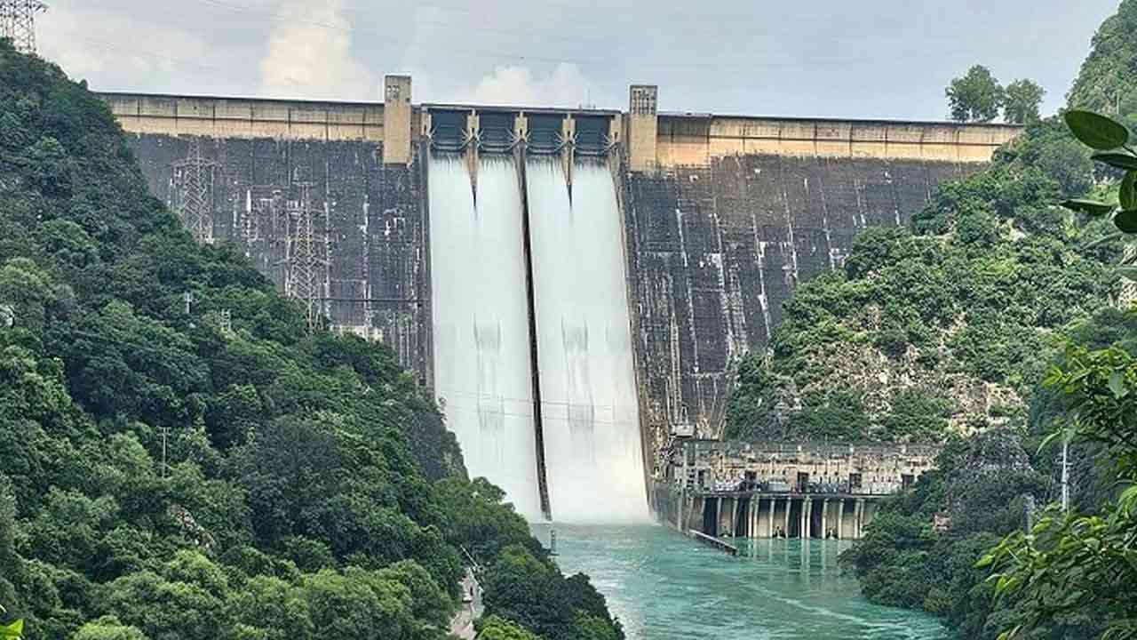 71 ਸਾਲਾਂ ਬਾਅਦ ਗੋਬਿੰਦ ਸਾਗਰ ਝੀਲ ‘ਚ ਡੀਸਲਿਟਿੰਗ ਦੀ ਤਿਆਰੀ