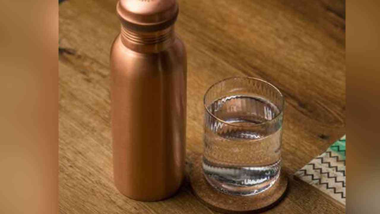 Benefits of Water in Copper Bottle:- ਤਾਂਬੇ ਦੀ ਬੋਤਲ ਵਿੱਚ ਪਾਣੀ ਰੱਖਣ ਦੇ ਕੀ ਨੇ ਫਾਇਦੇ ?
