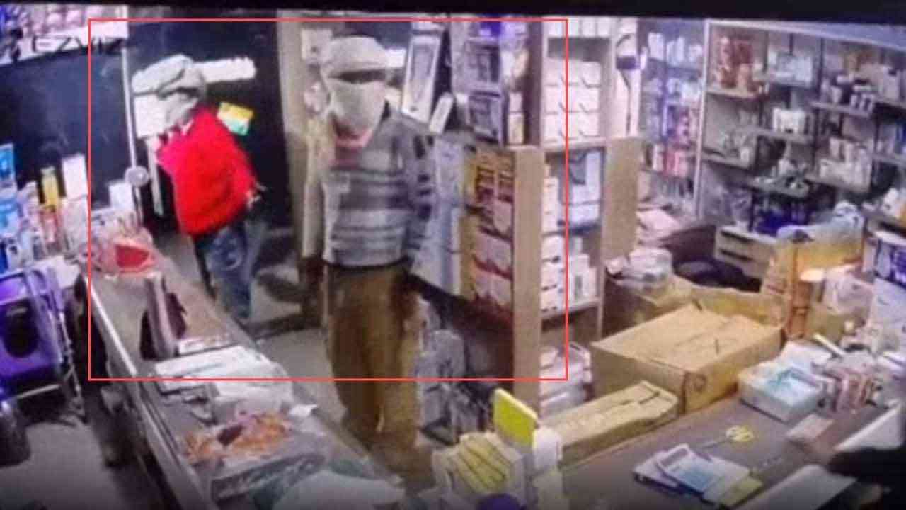 ਹਥਿਆਰ ਦਿਖਾ ਲੁੱਟਦੇ ਸੀ ਦੁਕਾਨਦਾਰ, ਪੁਲਿਸ ਨੇ ਕਾਬੂ ਕਰ ਦਿੱਤੀ ਅਕਲ