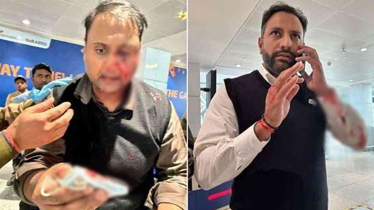 ਦਿੱਲੀ ਏਅਰਪੋਰਟ 'ਤੇ ਹੰਗਾਮਾ || Pilot-Passenger Clash at Delhi Airport