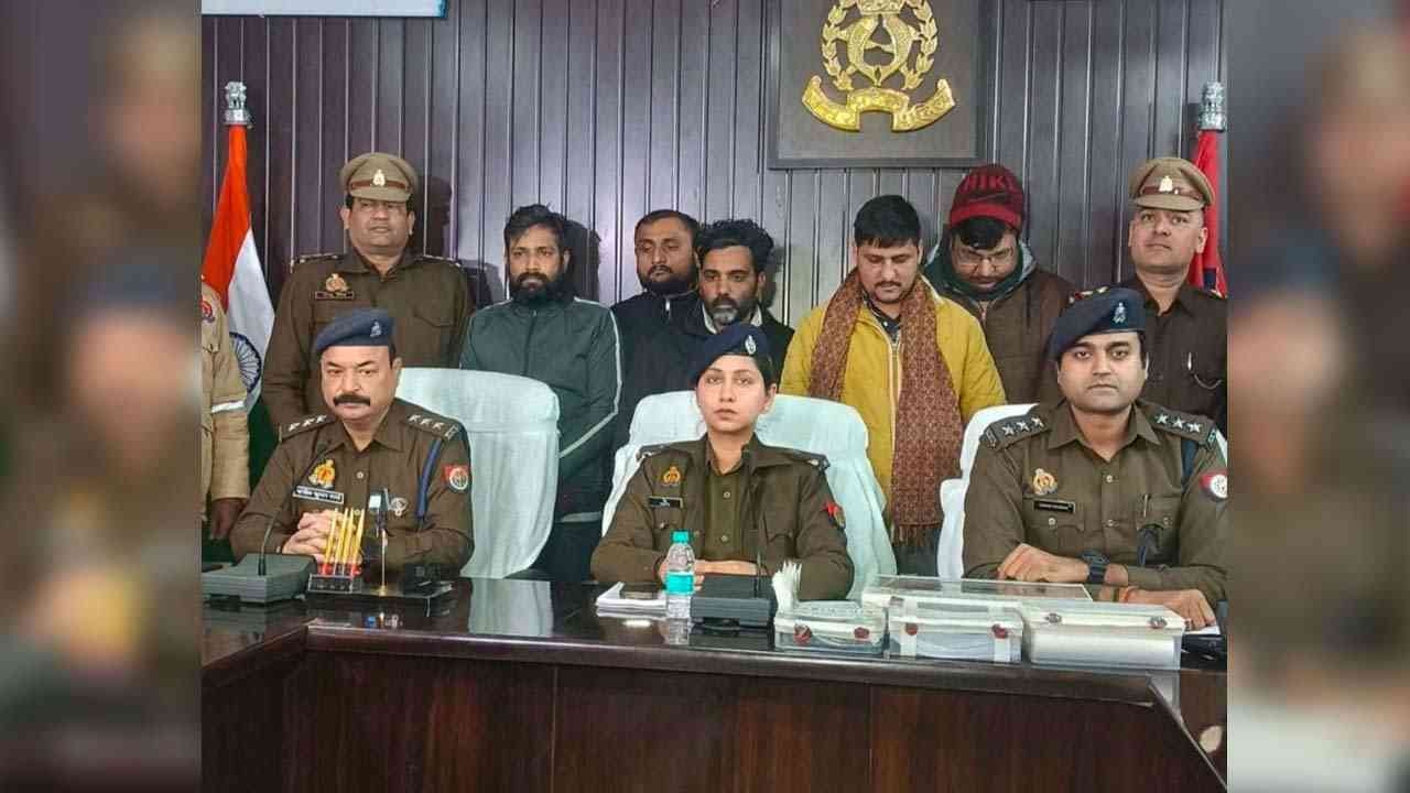 वाराणसी: 23 करोड़ का 'कफ़ सिरप तस्करी' सिंडिकेट बेनक़ाब, 5 गिरफ़्तार