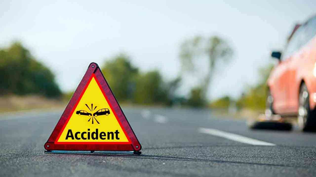 ਧੁੰਦ ਦਾ ਕਹਿਰ...ਜਲੰਧਰ 'ਚ ਹਾਈਵੇ 'ਤੇ ਟਕਰਾਏ ਵਾਹਨ