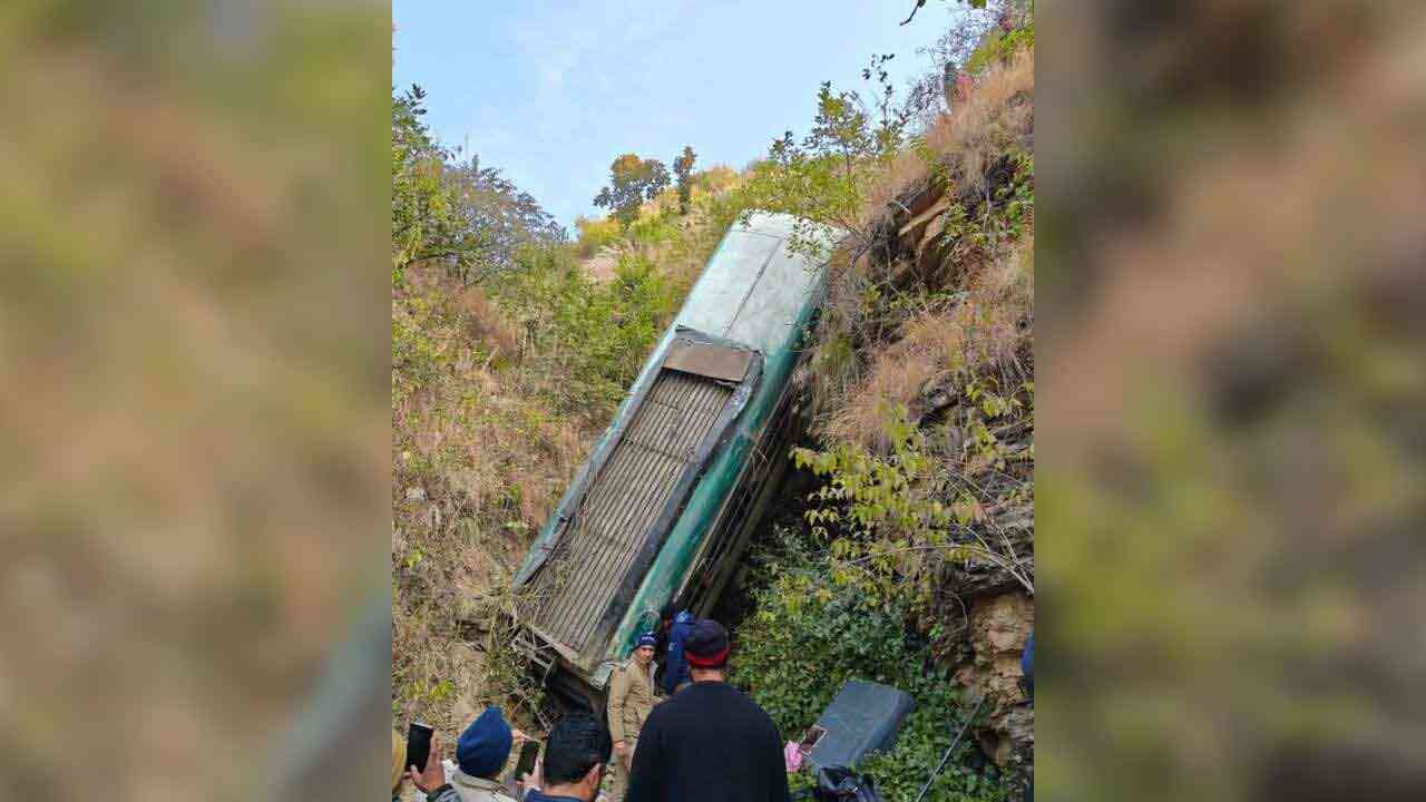 UTTARAKHAND ACCIDENT: ਖੱਡ ‘ਚ ਡਿੱਗੀ ਬੱਸ, 7 ਮੌਤਾਂ