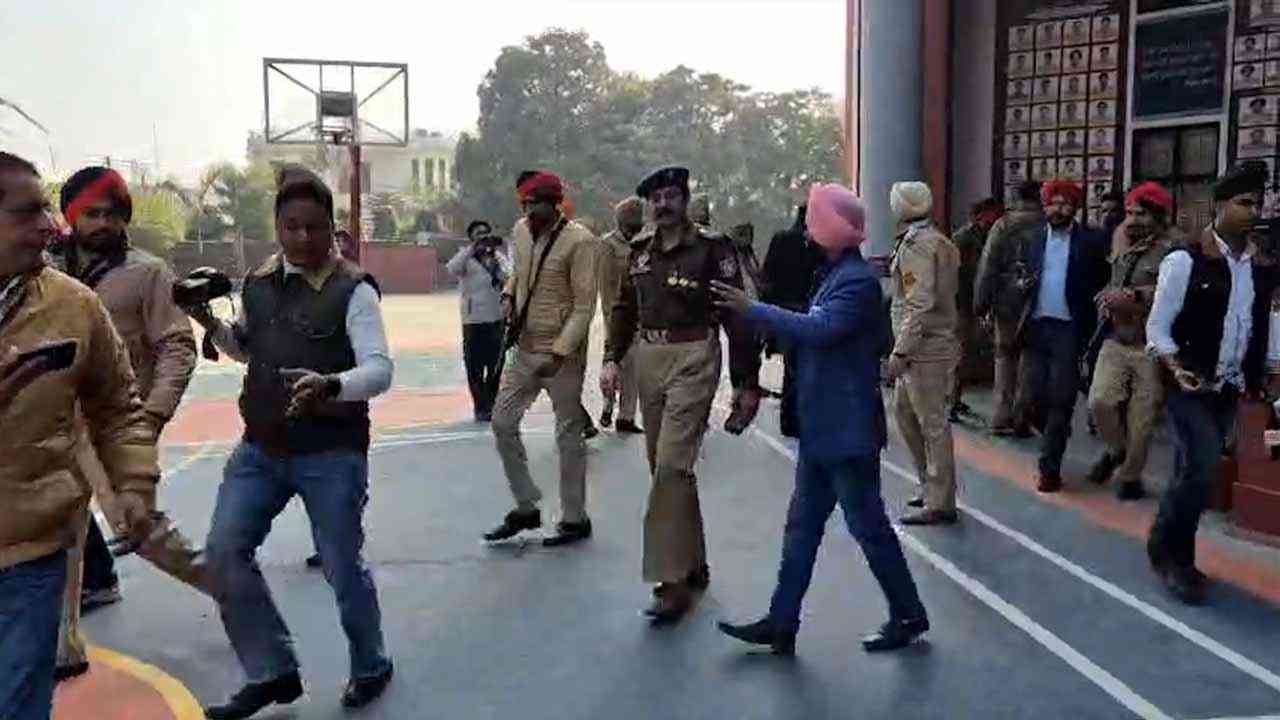 Patiala school bomb threat: ਸਕੂਲਾਂ ਨੂੰ ਬੰਬ ਨਾਲ ਉਡਾਉਣ ਦੀ ਮਿਲੀ ਧਮਕੀ, ਸੁਰੱਖਿਆ ਸਖ਼ਤ