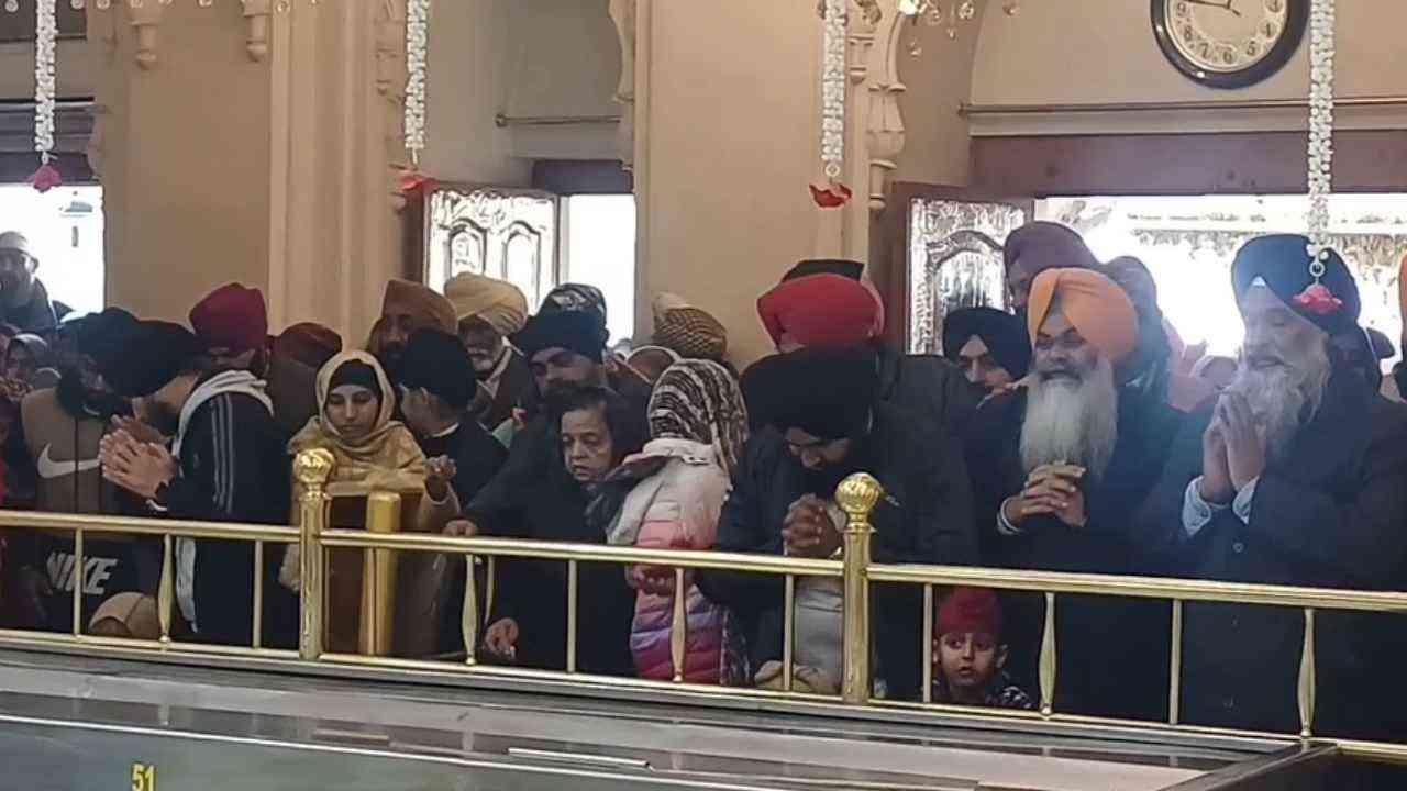 Prof. Prem Singh Chandumajra ਸ੍ਰੀ ਫਤਿਹਗੜ੍ਹ ਸਾਹਿਬ ਵਿਖੇ ਨਤਮਸਤਕ, ਸਰਬੱਤ ਦੇ ਭਲੇ ਦੀ ਕੀਤੀ ਅਰਦਾਸ