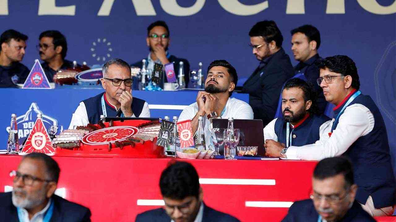 आईपीएल 2026 ऑक्शन: कैमरून ग्रीन ने रचा इतिहास, अनकैप्ड भारतीय खिलाड़ियों पर हुई करोड़ों की बारिश