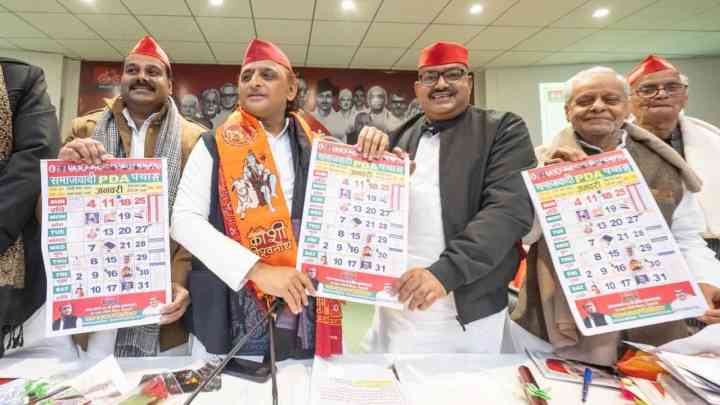अखिलेश का 'PDA पंचांग' कार्ड: हिंदू कैलेंडर के बहाने पिछड़ों-दलितों को साधने की बड़ी तैयारी