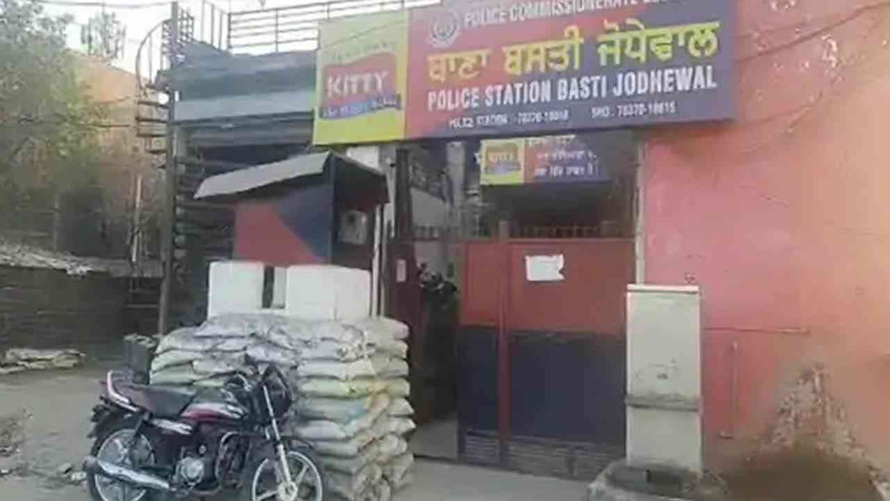 ਪਤੰਗਬਾਜ਼ੀ ਦੌਰਾਨ Firing  ਕਰਨ ਵਾਲੇ 2 ਨੌਜਵਾਨ ਗ੍ਰਿਫ਼ਤਾਰ