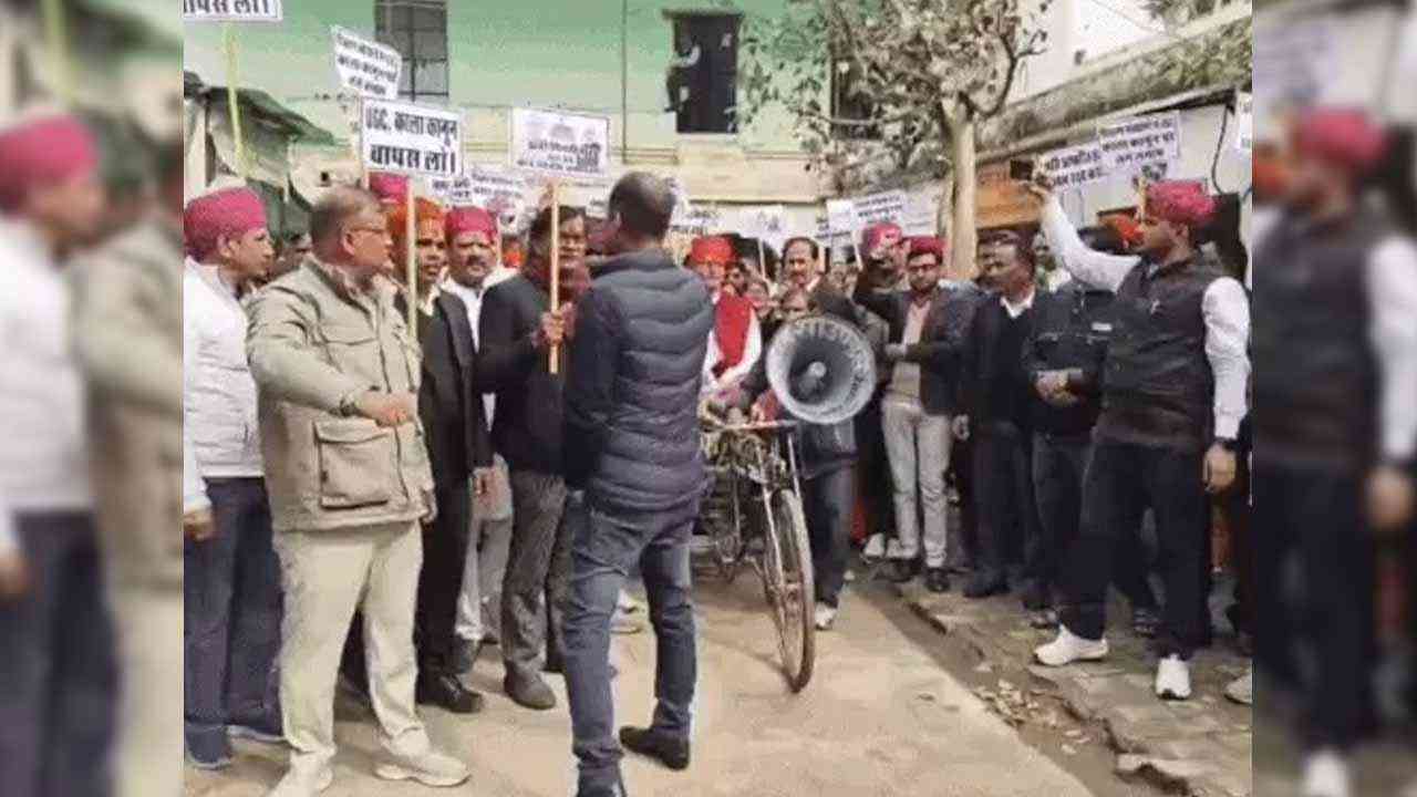 ਰਾਜਸਥਾਨ ਵਿੱਚ ਨਵੇਂ UGC ਨਿਯਮਾਂ ਦੇ ਖਿਲਾਫ ਵਿਰੋਧ ਪ੍ਰਦਰਸ਼ਨ