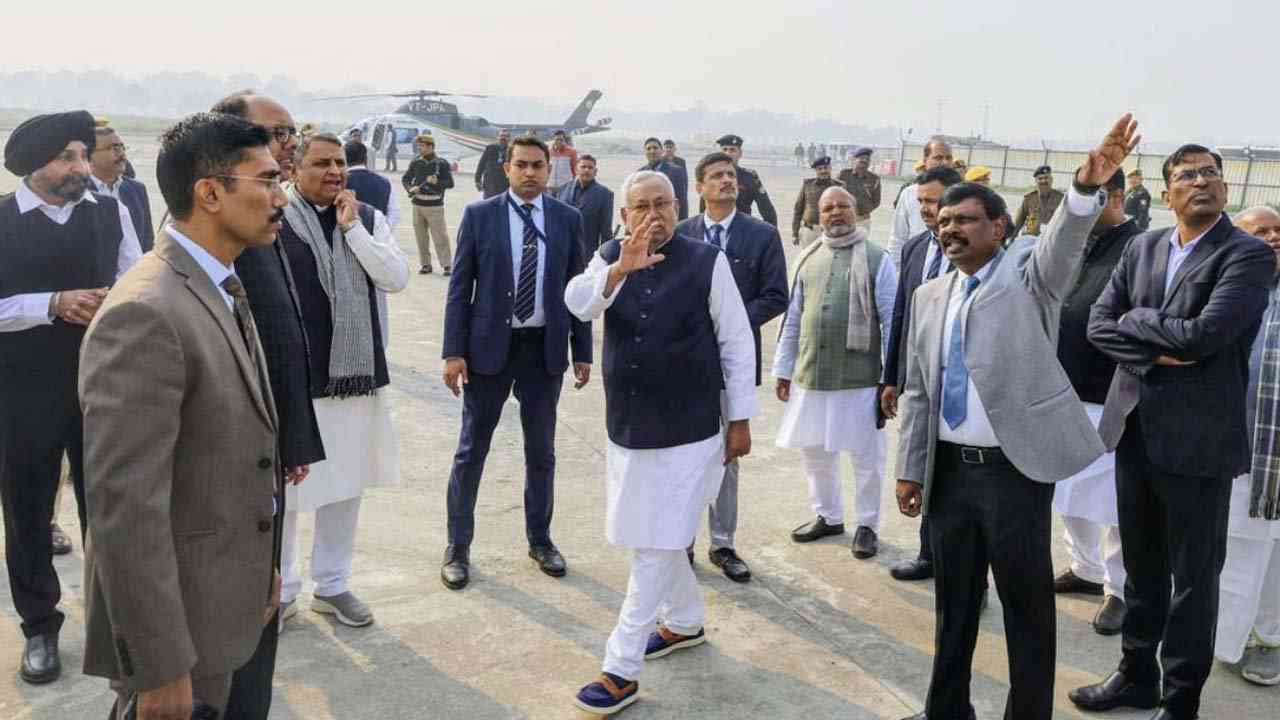 चंपारण से विकास का नया शंखनाद, 9 ज़िलों की नब्ज़ टटोलने 'समृद्धि यात्रा' पर निकले मुख्यमंत्री नीतीश कुमार