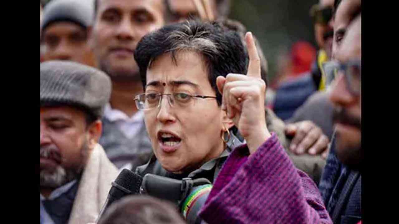 ਆਤਿਸ਼ੀ ਦੀ ਵੀਡੀਓ 'ਤੇ FIR, ਪੰਜਾਬ ਦੇ DGP ਤੇ ਜਲੰਧਰ ਦੇ CP ਨੂੰ ਨੋਟਿਸ