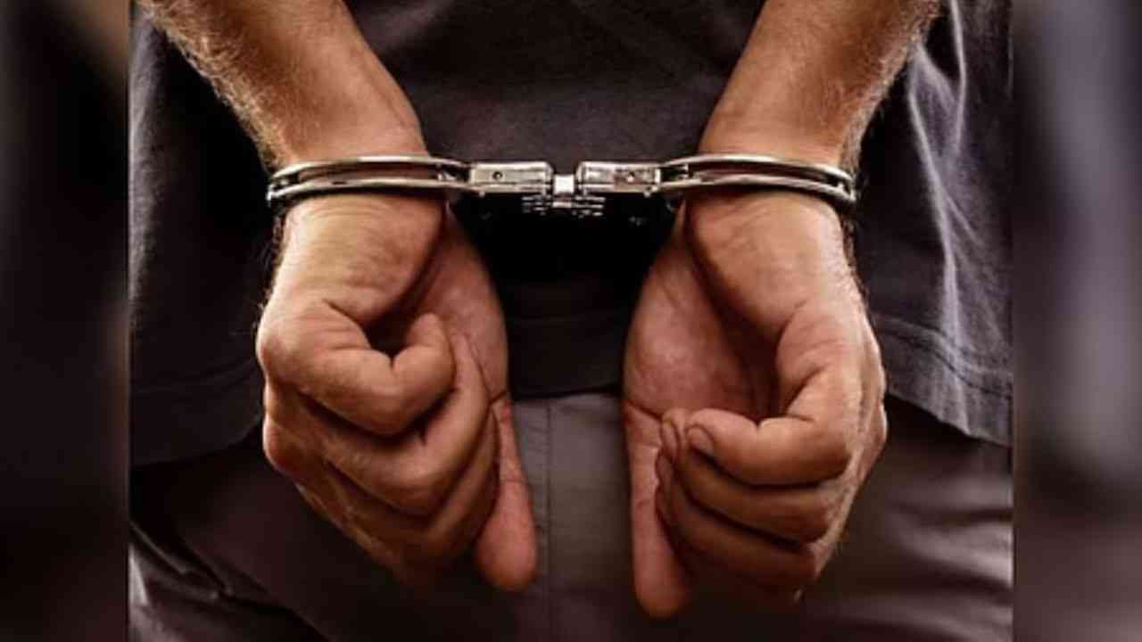 ਗੁਰੂਗ੍ਰਾਮ 'ਚ ਪਤਨੀ ਨੇ ਪ੍ਰੇਮੀ ਨਾਲ ਮਿਲ ਕੇ ਪਤੀ 'ਤੇ ਕੁਹਾੜੀ ਨਾਲ ਕੀਤਾ ਹਮਲਾ