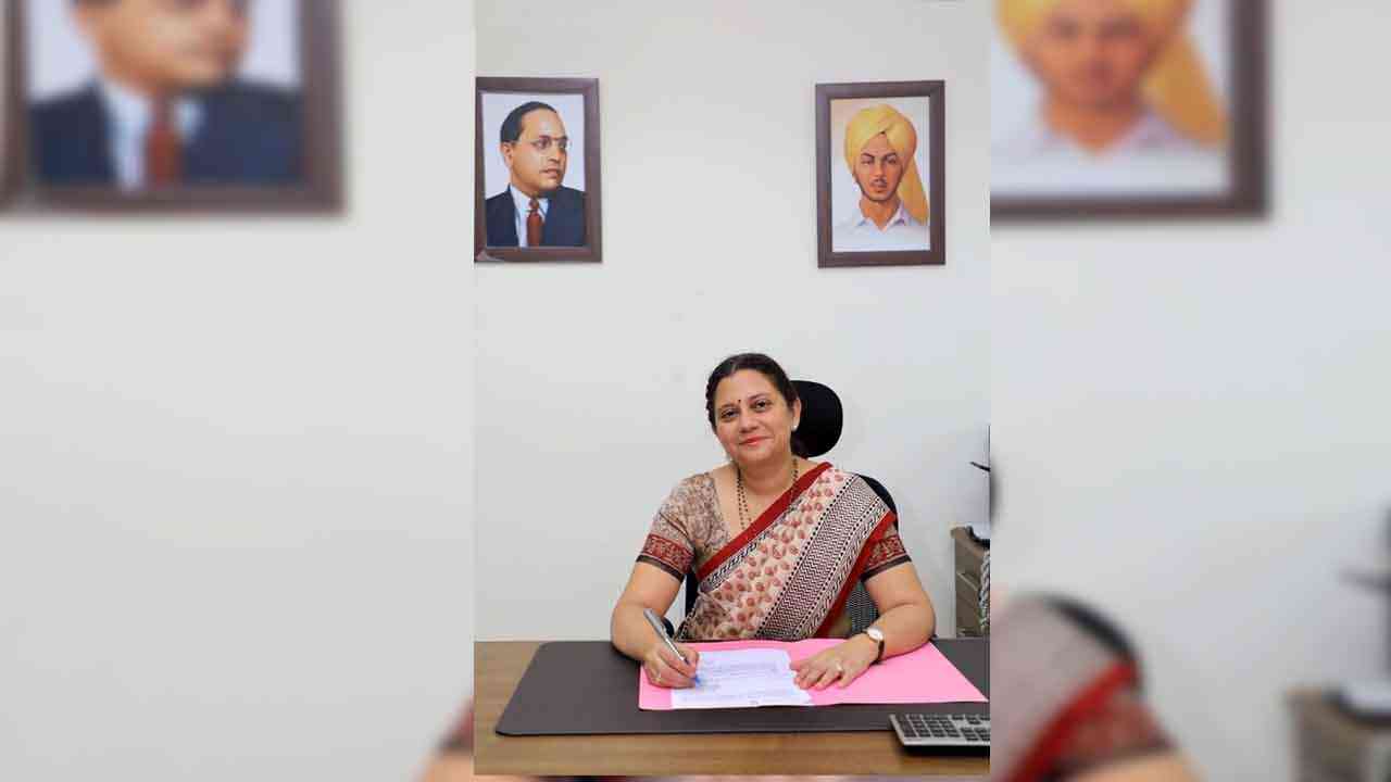 EC ਵੱਲੋਂ ਅਨਿੰਦਿਤਾ ਮਿੱਤਰਾ ਪੰਜਾਬ ਦੀ ਨਵੀਂ ਮੁੱਖ ਚੋਣ ਅਧਿਕਾਰੀ ਨਿਯੁਕਤ