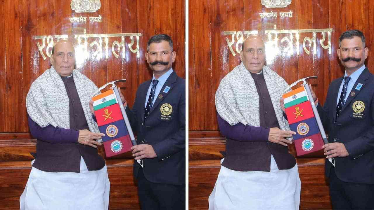 रक्षामंत्री राजनाथ सिंह ने माउंट एकोंकागुआ अभियान को झंडी दिखाकर किया रवाना