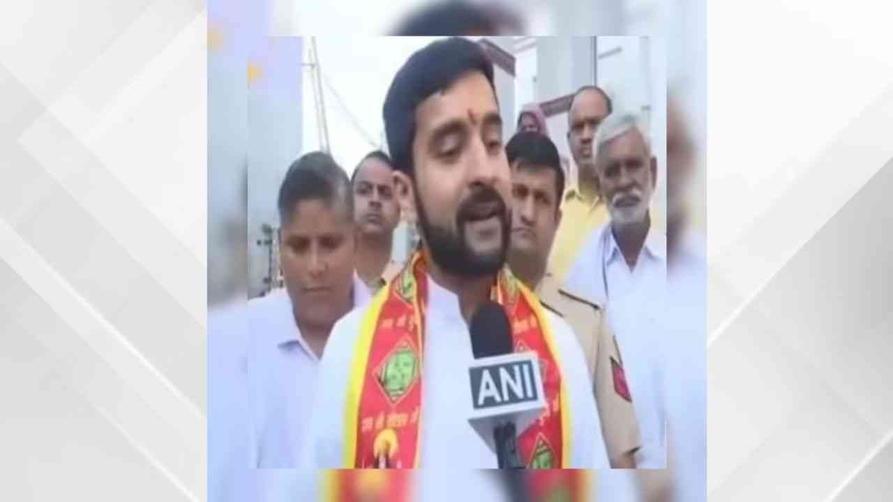 BJP ਦਾ ਗਰੀਬਾਂ ਨਾਲ ਧੋਖਾ! 12 ਲੱਖ ਤੋਂ ਵੱਧ BPL ਕਾਰਡ ਕੀਤੇ ਰੱਦ, ਕਾਂਗਰਸ ਵਿਧਾਇਕ ਨੇ ਘੇਰੀ ਸਰਕਾਰ