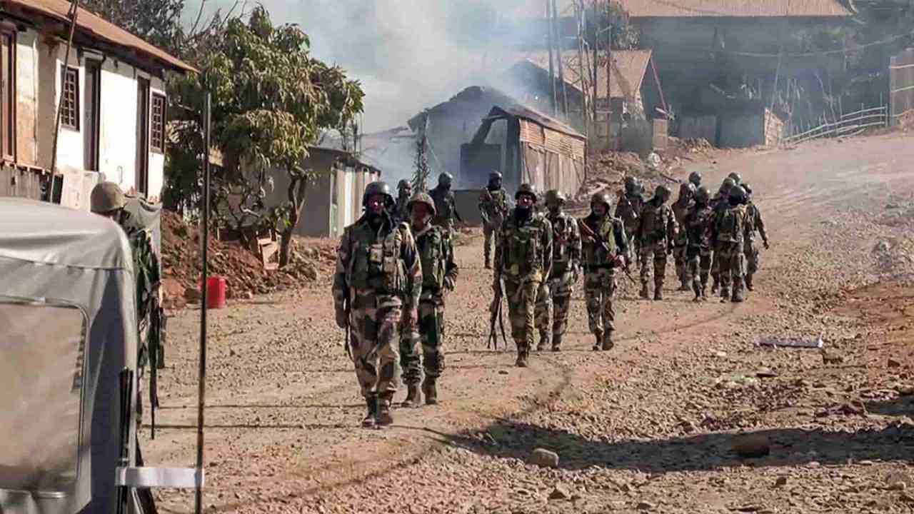 मणिपुर हिंसा, उखरूल जिले के कई घरों में आगजनी के बाद कर्फ्यू लागू