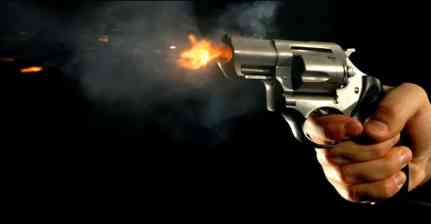 पुलिस स्टेशन में आपसी झड़प, दो पुलिसकर्मियों ने एक-दूसरे को मारी गोली, दोनों की हुई मौत