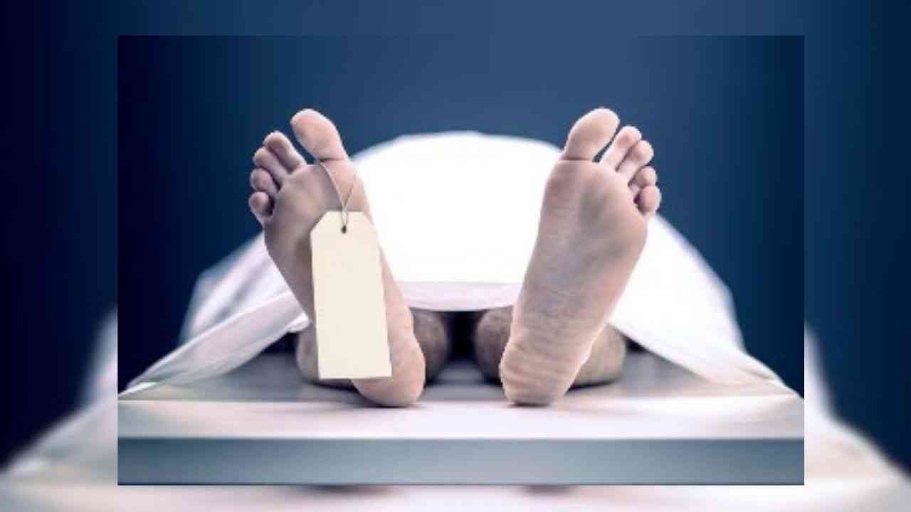 ਰੋਹਤਕ ਤੋਂ ਦਿਲ ਦਹਿਲਾਉਣ ਵਾਲੀ ਖਬਰ! ਵਿਦਿਆਰਥਣ ਨਾਲ ਜਬਰ-ਜ਼ਨਾਹ ਤੋਂ ਬਾਅਦ ਕਤਲ: ਪਿਤਾ ਨੇ ਲਾਸ਼ ਲੈਣ ਤੋਂ ਕੀਤਾ ਇਨਕਾਰ; ਕਿਹਾ- 'ਪਹਿਲਾਂ ਮੁਲਜ਼ਮਾਂ ਨੂੰ ਗ੍ਰਿਫ਼ਤਾਰ ਕਰੋ'