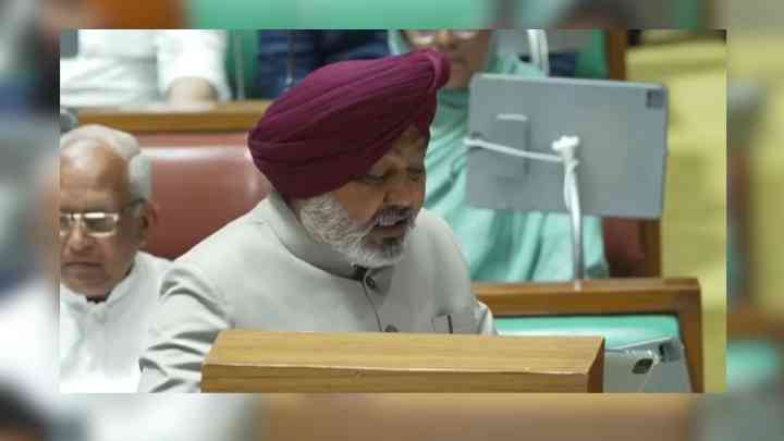 Punjab Budget: ਪੰਜਾਬ ਬਜਟ ‘ਚ ਕਿਸਾਨਾਂ ਨੂੰ ਮੁਫ਼ਤ ਬਿਜਲੀ ਲਈ 7,715 ਕਰੋੜ ਰੁਪਏ, ਸੂਬੇ ‘ਚ ਬਣੇਗਾ ਨਵਾਂ ਮੈਡੀਕਲ ਕਾਲਜ