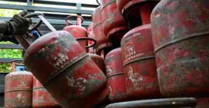 ਰਸੋਈ ਗੈਸ ਦੀ ਕਿੱਲਤ ਦੂਰ ਕਰਨ ਦੀ ਤਿਆਰੀ: ਸਿਲੰਡਰ ਦਾ ਭਾਰ ਘਟਾ ਸਕਦੀ ਸਰਕਾਰ, ਜਾਣੋ ਕੀ ਹੈ ਨਵਾਂ ਪਲਾਨ!