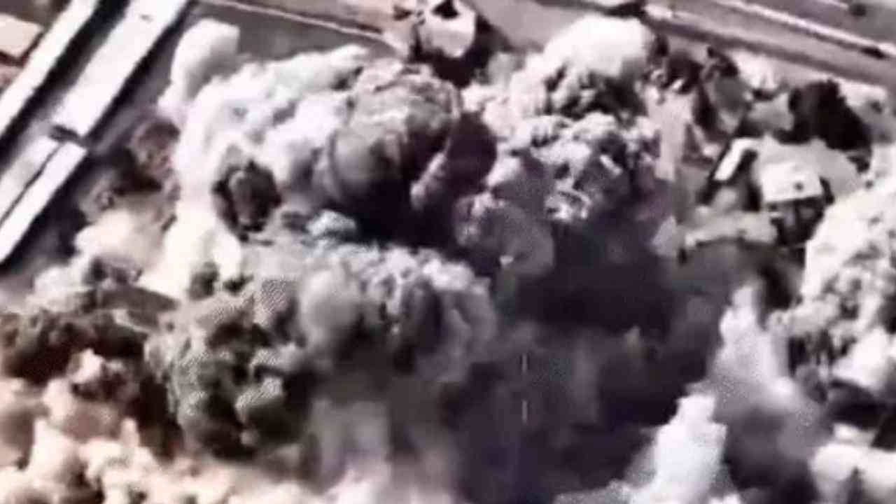 Hormuz Strait: ਈਰਾਨ ਨੇ ਹੋਰਮੁਜ਼ ਸਟ੍ਰੇਟ ਕੀਤੀ ਬੰਦ, ਲੰਘਣ ਵਾਲੇ ਜਹਾਜ਼ਾਂ 'ਤੇ ਹਮਲੇ ਦੀ ਦਿੱਤੀ ਚੇਤਾਵਨੀ; ਭਾਰਤ ਦੀ 50% ਤੇਲ ਸਪਲਾਈ ਖ਼ਤਰੇ 'ਚ!