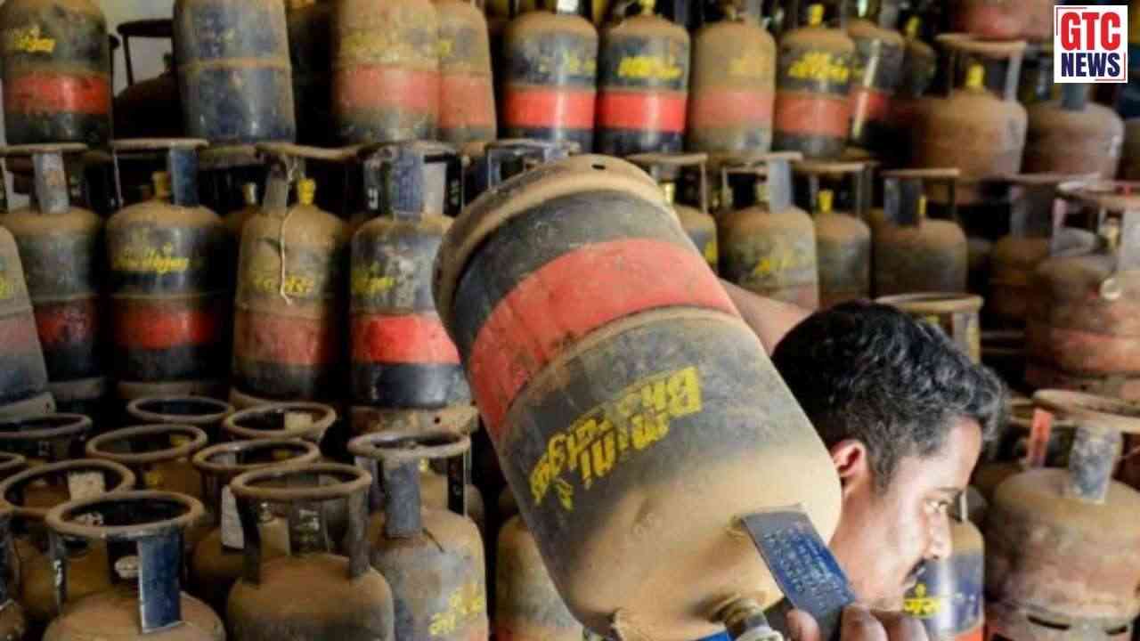 LPG Price Hike: ਨਵੇਂ ਵਿੱਤੀ ਵਰ੍ਹੇ ਦੇ ਪਹਿਲੇ ਹੀ ਦਿਨ ਵੱਡਾ ਝਟਕਾ, LPG ਸਿਲੰਡਰ ₹218 ਤੱਕ ਮਹਿੰਗਾ; 4 ਮਹੀਨਿਆਂ 'ਚ 5ਵੀਂ ਵਾਰ ਵਧੀਆਂ ਕੀਮਤਾਂ