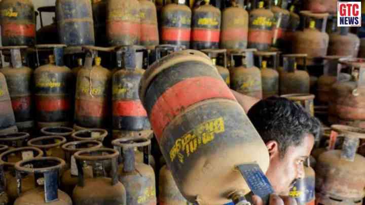 LPG Price Hike: ਨਵੇਂ ਵਿੱਤੀ ਵਰ੍ਹੇ ਦੇ ਪਹਿਲੇ ਹੀ ਦਿਨ ਵੱਡਾ ਝਟਕਾ, LPG ਸਿਲੰਡਰ ₹218 ਤੱਕ ਮਹਿੰਗਾ; 4 ਮਹੀਨਿਆਂ 'ਚ 5ਵੀਂ ਵਾਰ ਵਧੀਆਂ ਕੀਮਤਾਂ