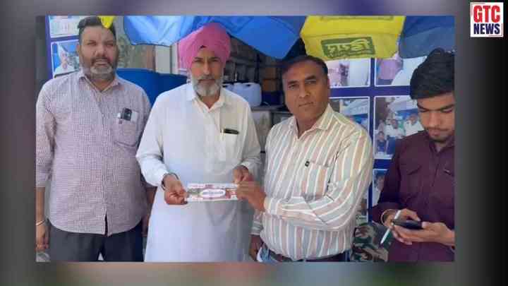 ਫਾਜ਼ਿਲਕਾ ਦੇ ਕਿਸਾਨ ਦੀ ਚਮਕੀ ਕਿਸਮਤ, ਪਹਿਲੀ ਵਾਰ ‘ਚ ਲੱਗੀ ਲੱਖ ਰੁਪਏ ਦੀ ਲਾਟਰੀ, ਪਰਿਵਾਰ ‘ਚ ਖੁਸ਼ੀ ਦੀ ਲਹਿਰ