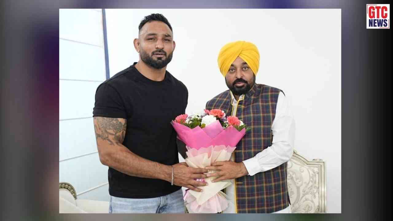 ਸਿਆਸੀ ਜਗਤ ਤੋਂ ਵੱਡੀ ਖਬਰ! 'ਆਪ' ਹੋਈ ਹੋਰ ਮਜ਼ਬੂਤ, ਇਸ ਮਸ਼ਹੂਰ ਕਬੱਡੀ ਖਿਡਾਰੀ ਨੇ ਫੜਿਆ ਪੱਲਾ, CM ਮਾਨ ਨਾਲ ਤਸਵੀਰਾਂ ਆਈਆਂ ਸਾਹਮਣੇ