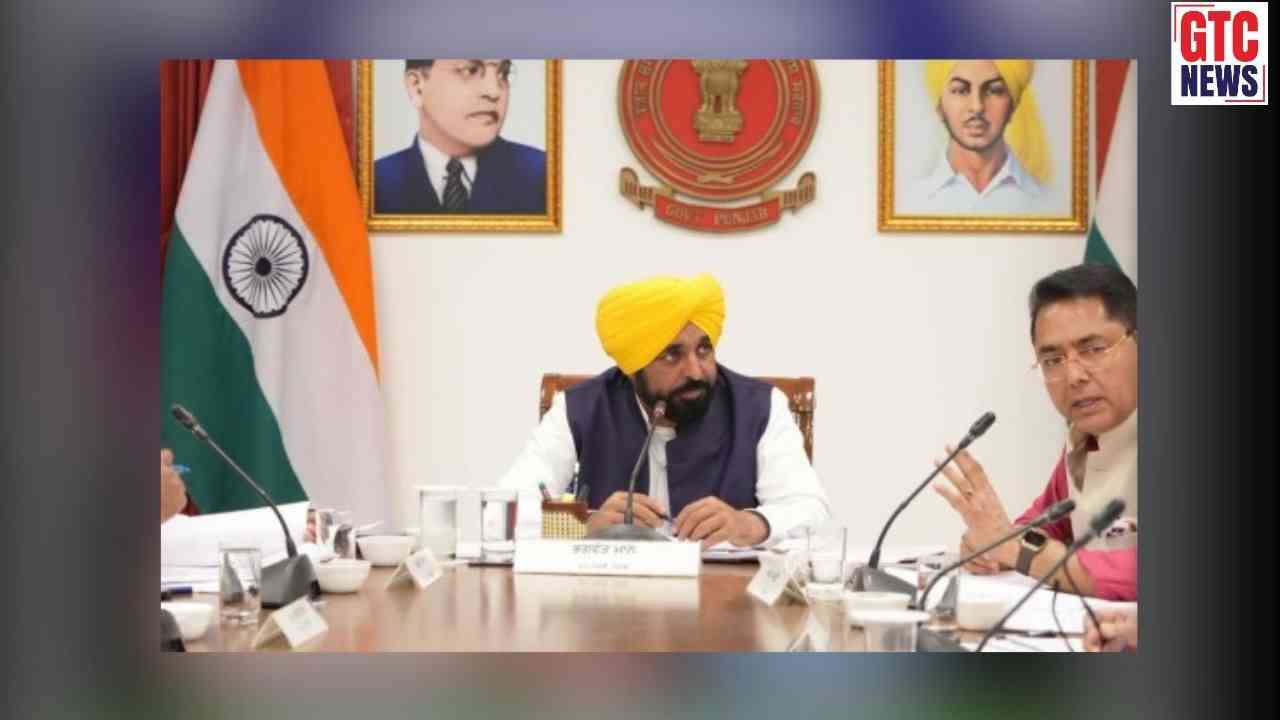 ਪੰਜਾਬ ਮੰਤਰੀ ਮੰਡਲ ‘ਚ ਵੱਡਾ ਫੇਰਬਦਲ; ਤਿੰਨ ਮੰਤਰੀਆਂ ਨੂੰ ਮਿਲੇ ਨਵੇਂ ਵਿਭਾਗ, ਸੰਜੀਵ ਅਰੋੜਾ ਦੀ ਗ੍ਰਿਫ਼ਤਾਰੀ ਮਗਰੋਂ ਹੋਇਆ ਬਦਲਾਅ