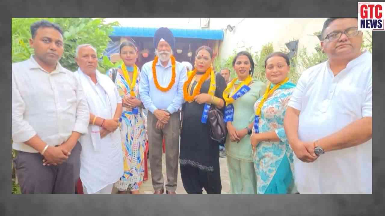 ਸਮਾਣਾ ‘ਚ ‘AAP’ ਹੋਈ ਹੋਰ ਮਜ਼ਬੂਤ, ਅਕਾਲੀ ਕੌਂਸਲਰ ਕੋਮਲ ਮਹੰਤ ਨੇ ਆਪਣੇ ਸਾਥੀਆਂ ਸਣੇ ਫੜਿਆ 'ਆਪ' ਦਾ ਪੱਲਾ, ਸੁਰਜੀਤ ਸਿੰਘ ਰੱਖੜਾ ਨੇ ਕਰਵਾਇਆ ਸ਼ਾਮਿਲ
