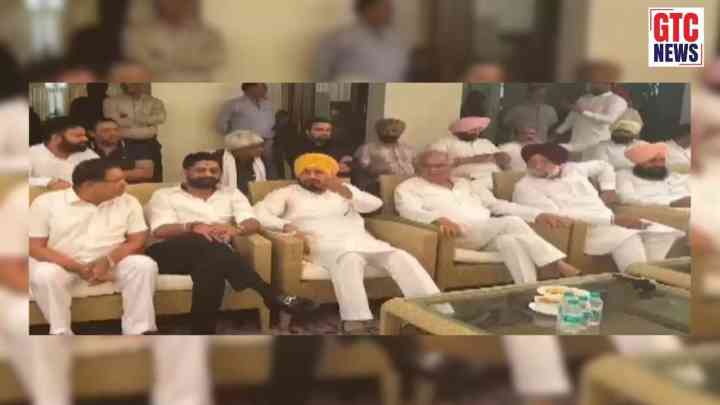 ਪੰਜਾਬ ਕਾਂਗਰਸ 'ਚ ਮੀਟਿੰਗਾਂ ਦਾ ਦੌਰ ਖਤਮ, ਕੀ ਅੰਦਰੂਨੀ ਕਲੇਸ਼ ਪਿਆ ਠੰਡਾ?  ਬਘੇਲ ਚੰਨੀ ਗੁੱਟ ਨੂੰ ਮਿਲਣ ਤੋਂ ਬਾਅਦ ਬੋਲੇ- ‘ਸਭ ਦੀ ਗੱਲ ਹਾਈਕਮਾਂਡ ਤੱਕ ਪਹੁੰਚਾਵਾਂਗੇ’