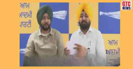 ਇਲਜ਼ਾਮਾਂ ਤੋਂ ਬਾਅਦ ਮੀਡੀਆ ਅੱਗੇ ਆਏ ਹਰਦੀਪ ਮੁੰਡੀਆਂ, ਬੋਲੇ- ‘ਪਰਿਵਾਰ ਨੂੰ ਕੀਤਾ ਗਿਆ ਪ੍ਰੇਸ਼ਾਨ, ਪਾਰਟੀ ਬਦਲਣ ਨੂੰ ਲੈ ਕੇ ਪਾਇਆ ਦਬਾਅ’, ਬਿੱਟੂ ਨੂੰ ਸੁਣਾਈਆਂ ਖਰੀਆਂ-ਖਰੀਆਂ