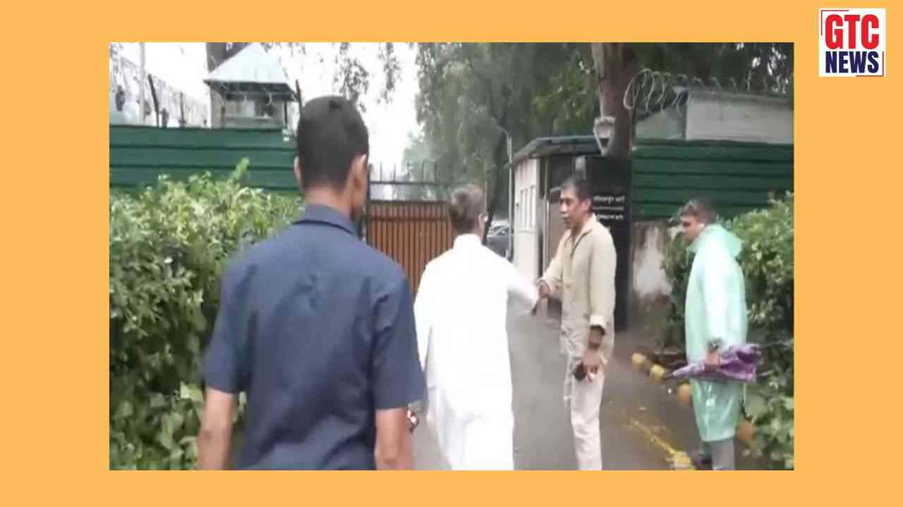 INDIA bloc leaders gather at Congress chief Kharge's residence ahead of public impeachment programme against CEC